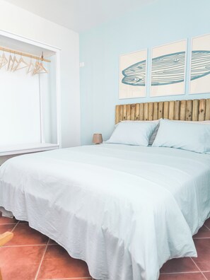 2 chambres, fer et planche à repasser, Wi-Fi, draps fournis