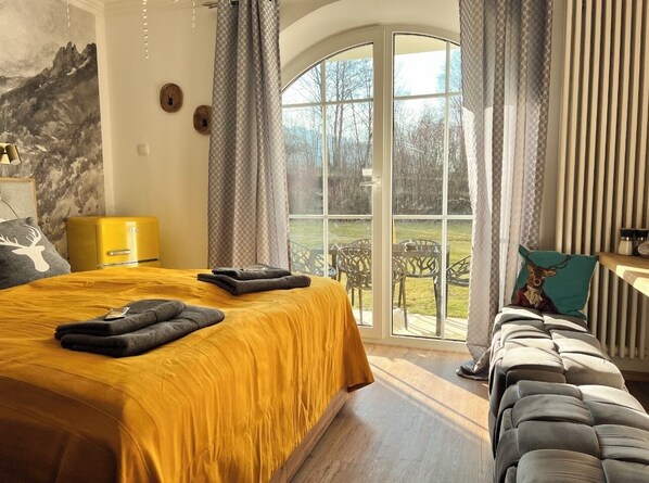 1 Schlafzimmer, Zimmersafe, Bügeleisen/Bügelbrett, Reisekinderbett