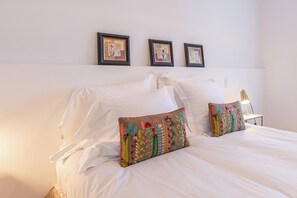 2 bedrooms, iron/ironing board, travel cot, WiFi
