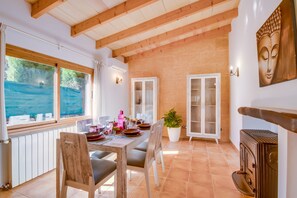 House | Dining