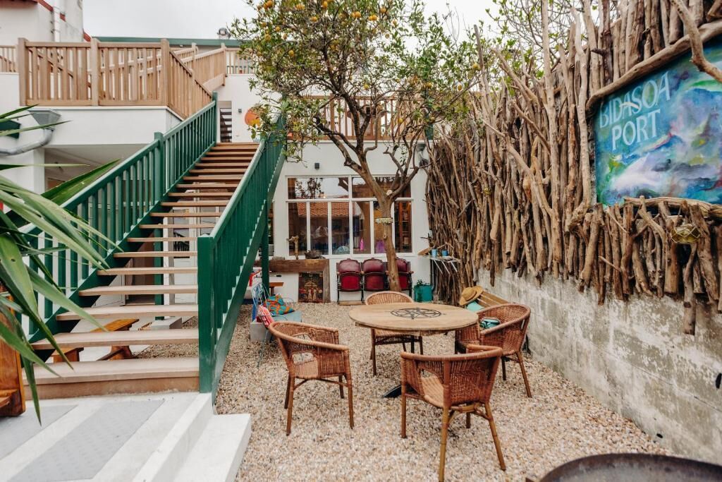 Tempat makan outdoor