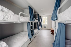 Brankas dan Wi-Fi gratis