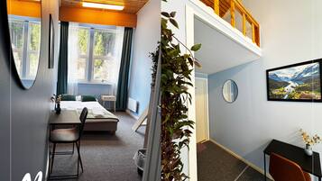 Basic Triple Room | Free WiFi