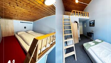 Basic Triple Room | Free WiFi