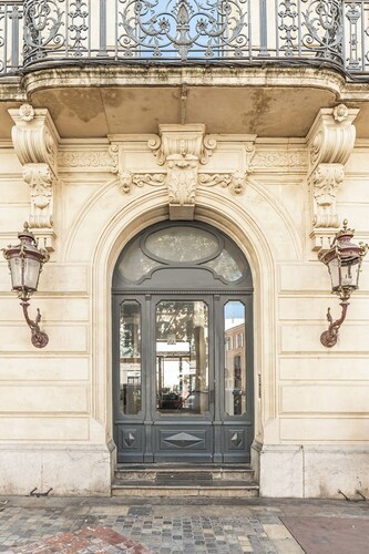 High-class apartment near the Halles de Narbonne -Local bike -Autonomous arrival