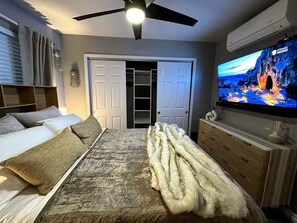2 habitaciones, tabla de planchar con plancha, wifi y ropa de cama