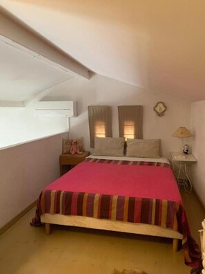 5 camere, ferro/asse da stiro, Wi-Fi, lenzuola