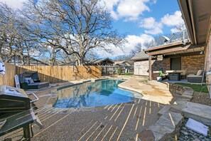 Pool - Diamond Waters near DFW & Stadium with Private Pool (Fort Worth)