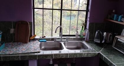 Beautiful Wifi Lodge in Santiago Atitlán. Santiago Lakeview Villa: 2 bedroom.