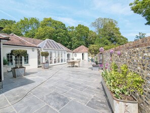 House | Terrace/patio - Unique Stay for Large Groups - Please Enquire! (Chichester)