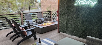 Rent the Entire Boutique Hotel in Downtown Laurel
