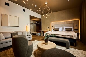 Premium bedding, minibar, in-room safe, individually decorated