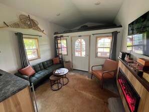 Smart-TV, peis, fotballspill og bøker