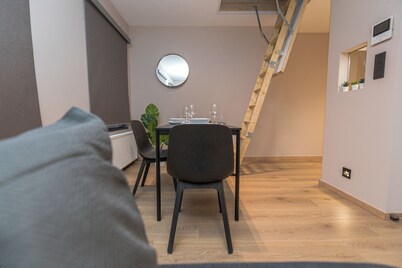 Golden Dove Luxury Apartment 3
