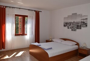 2 habitaciones, wifi y ropa de cama 