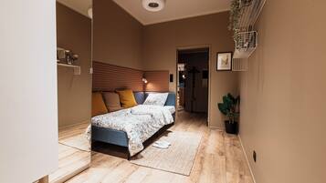 3 slaapkamers, een strijkplank/strijkijzer, wifi, beddengoed