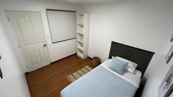 1 chambre, Wi-Fi gratuit, draps fournis