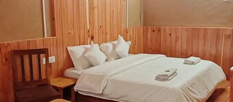 Tirthan Riverside Cottage