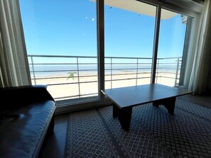 Apartment | Living room