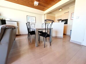 Huoneisto | Ruokailu