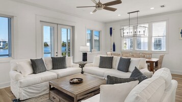 House, Multiple Beds, Patio (Vitamin Sea) | Living area | 42-inch flat-screen TV with digital channels