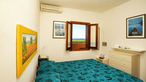 1 bedroom, travel crib, free WiFi, bed sheets