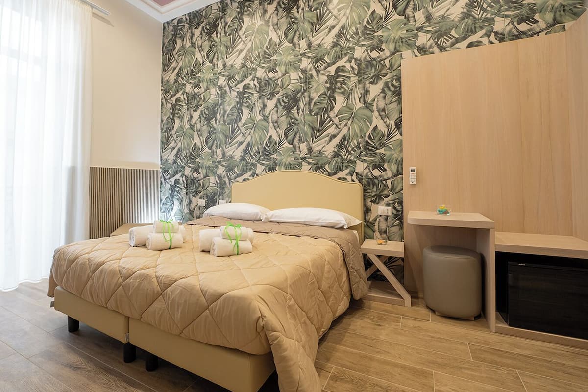 Junior Studio Suite, Balcony, City View