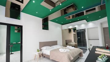 Junior Studio Suite, City View, Annex Building | Desk, soundproofing, free WiFi, bed sheets