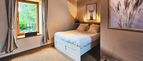 1 chambre, bureau, Wi-Fi, literie fournie
