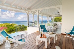 Terrace/patio - Villa Big Blue  (Le François)