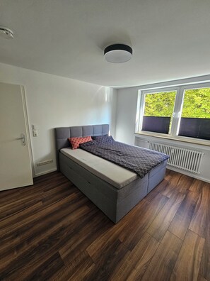 1 Schlafzimmer, WLAN, BettwÀsche