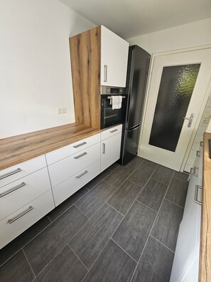 Ofen, Herdplatte, GeschirrspĂŒler