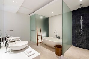 Hair dryer, towels