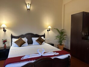 Deluxe Double Room, Pool View | Desk, free WiFi - The Travancore Palace Beach Resort (Neyyattinkara)