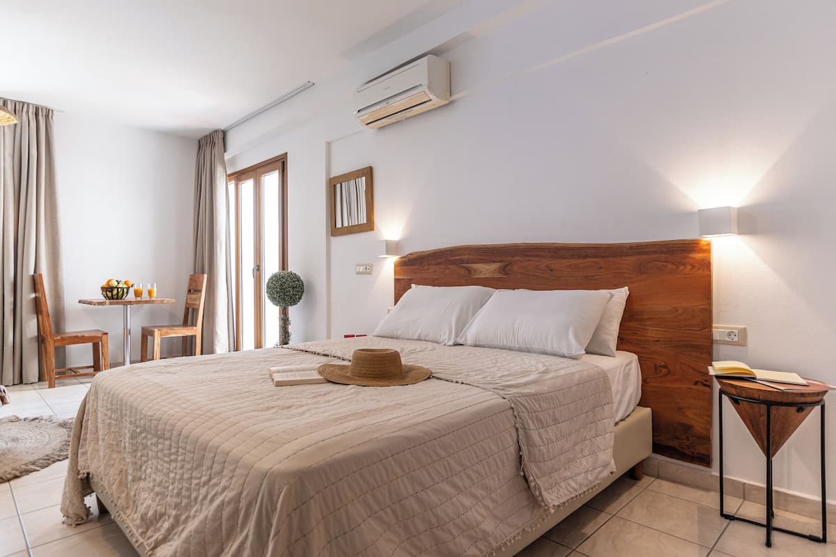 Family Quadruple Room | 2 bedrooms, premium bedding, individually decorated
