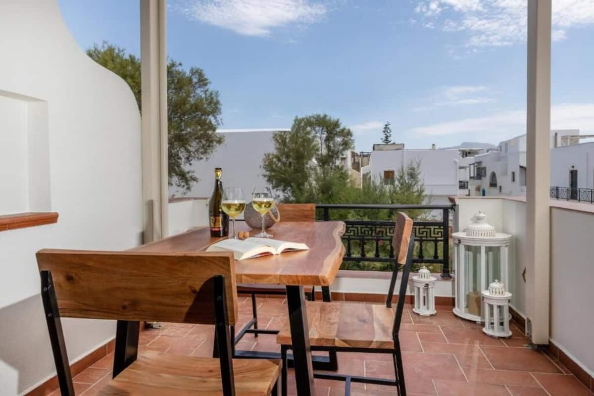 Deluxe Apartment | 2 bedrooms, premium bedding, individually decorated
