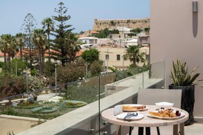 Rooftop terrace - Fonte D' Oro Luxury Rooms (Rethymno)