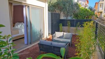 Standard Double Room | Terrace/patio