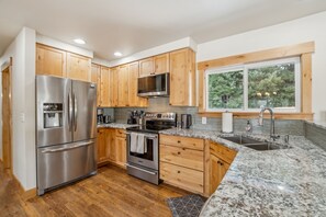 Fridge, microwave, oven, dishwasher