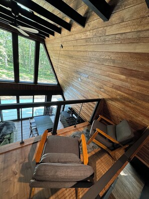 Interior - Peaceful moody Aframe ~10 min to hiking &Jim Thorpe. Hot tub, bbq & shuffleboard (ALBRIGHTSVLLE)