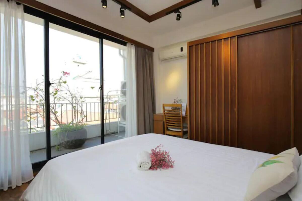 Executive Apartment, City View