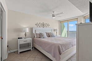 4 bedrooms, free WiFi - Paradise Pointe 10A-Oceanfront Luxury 4BR-Pool (North Myrtle Beach)