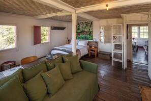 Family Studio Suite, Lanai, Mountain View | Free WiFi - Remote (Lima Duarte)