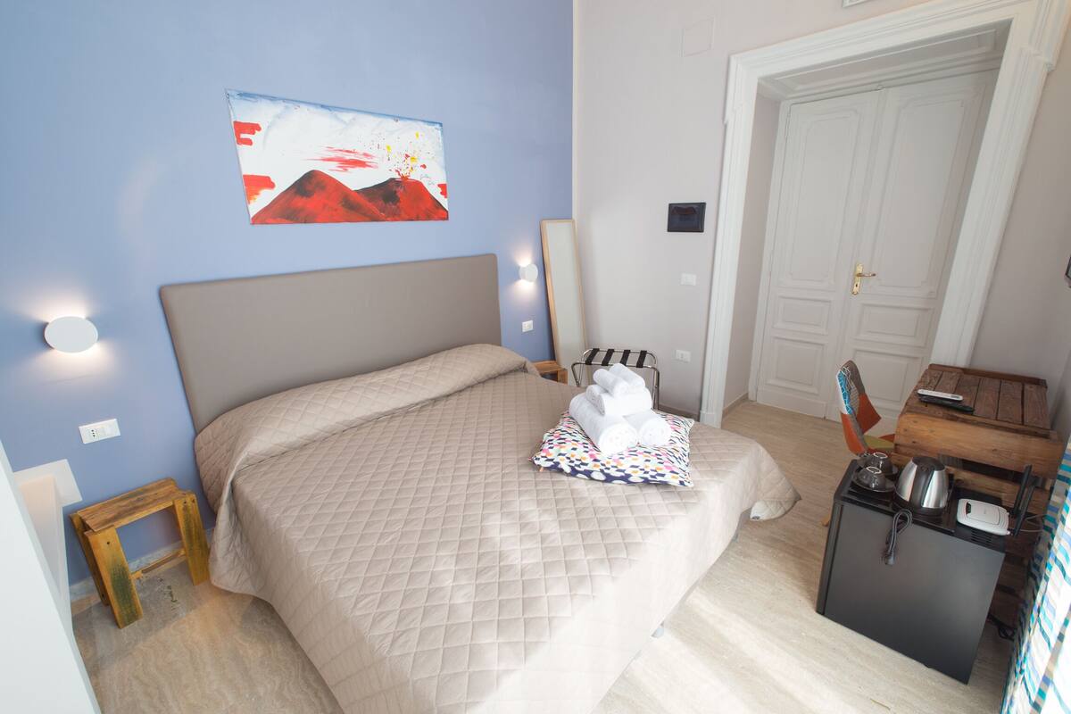 Superior Room, City View, Annex Building (Pzza Bovio) | Desk, soundproofing, cribs (surcharge), WiFi (free)