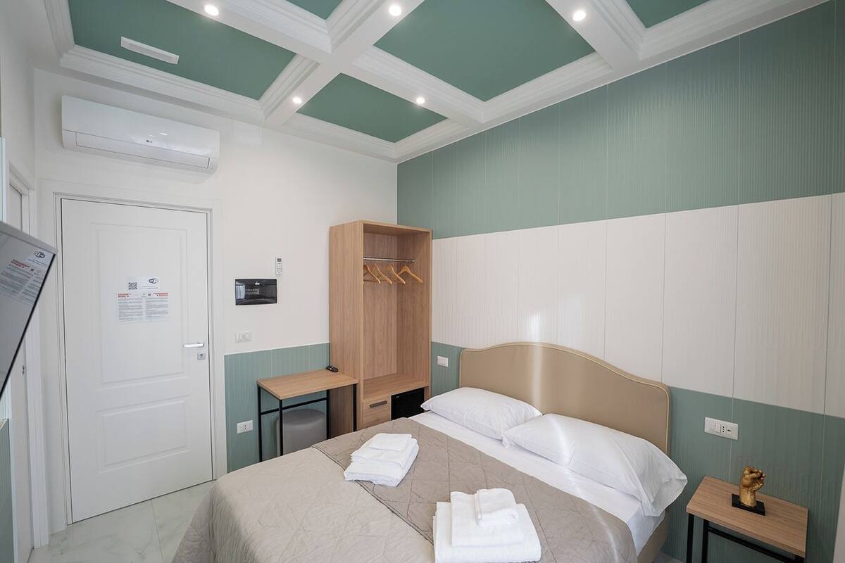 Superior Room, City View, Annex Building (Via del chiostro 25) | Desk, soundproofing, cribs (surcharge), WiFi (free)