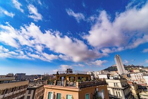 Deluxe Triple Room, Sea View | Desk, soundproofing, cribs/infant beds, free WiFi - P.C. BOUTIQUE H. LIFESTYLE NAPOLI CENTRO by ClaPa Group Dislocated Hospitality (Naples)