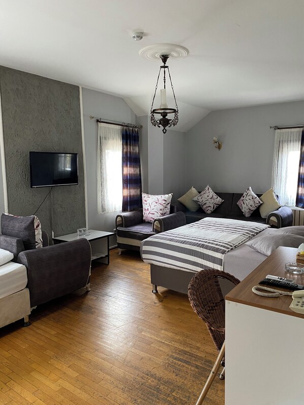 Quadruple Room, Balcony, Sea View