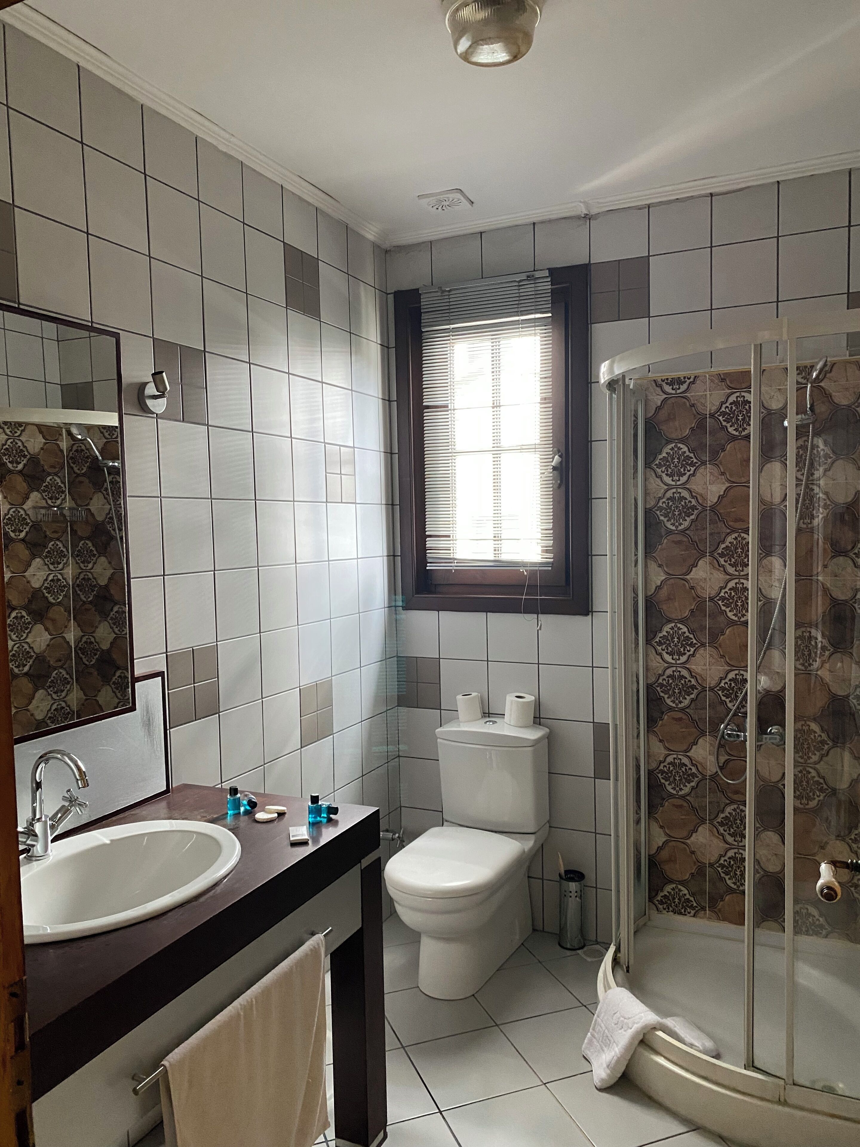 Deluxe Double Room Single Use | In-room safe, desk, laptop workspace, free WiFi