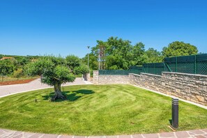 Property grounds - Villa Rosewood - Three Bedroom Villa, Sleeps 7 (Sumber)