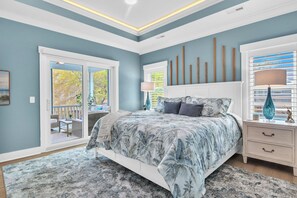 4 bedrooms, desk, iron/ironing board, travel cot - Down By The Sea: Modern Coastal Home with Hot Tub (Oak Island)